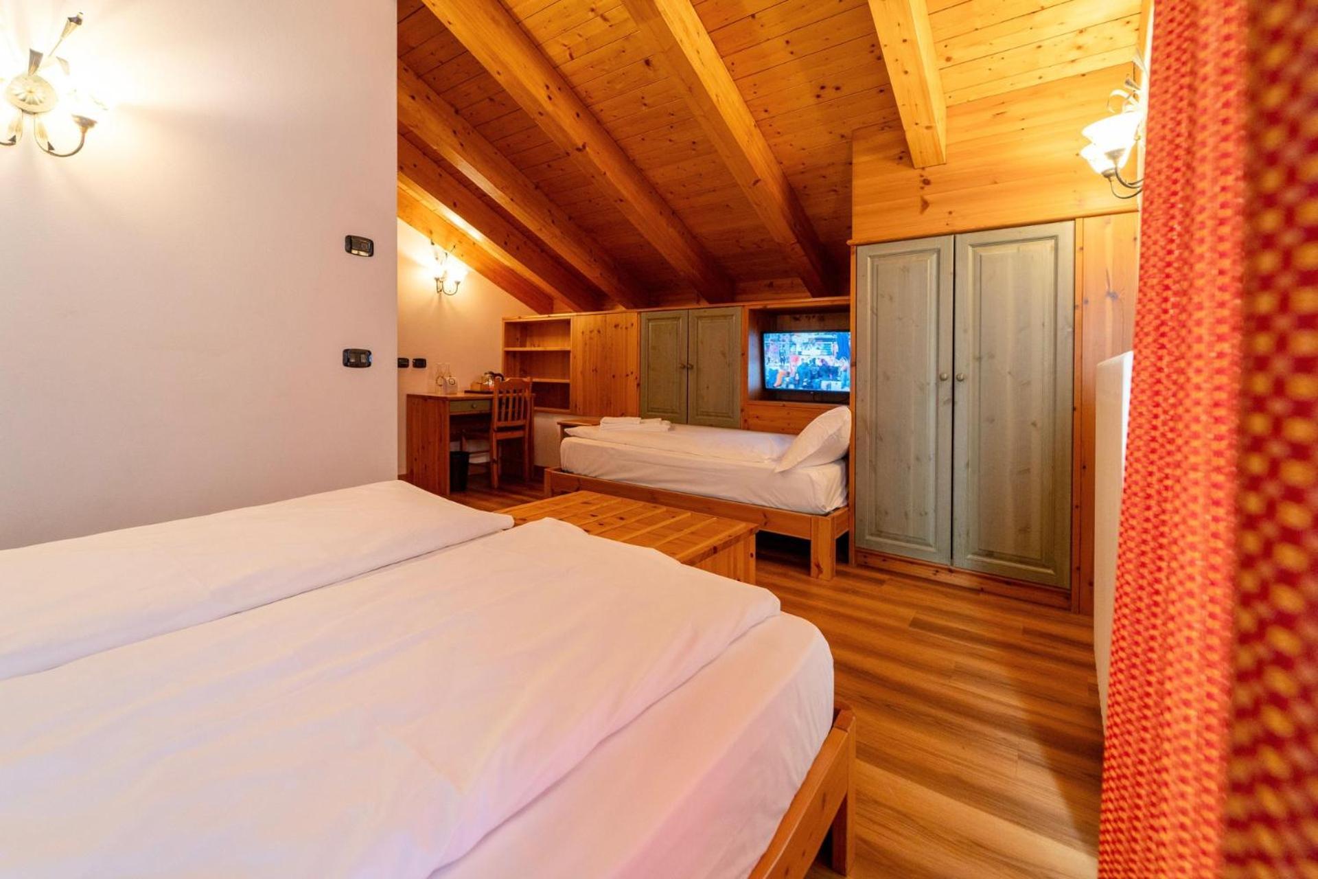 Hotel Primula Лівіньо Екстер'єр фото